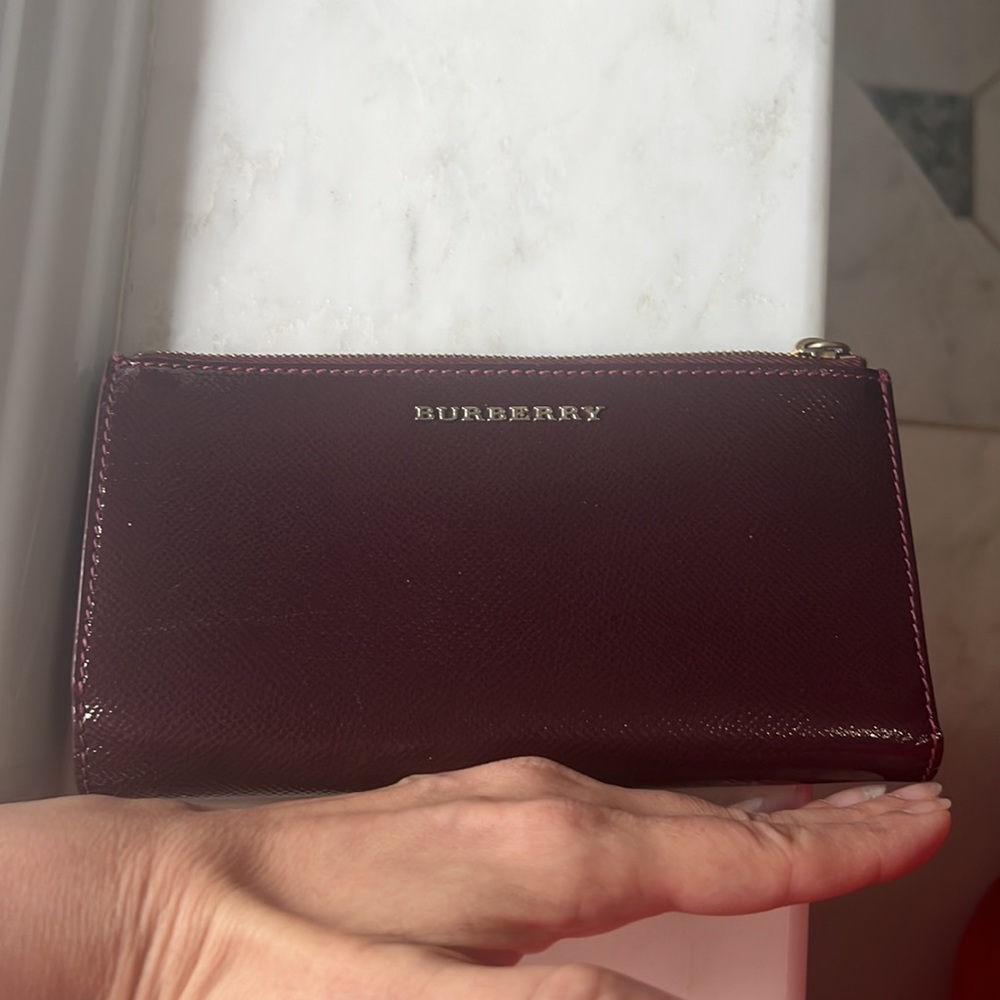 Burberry wallet ( burgundy color) - Picture 2 of 8